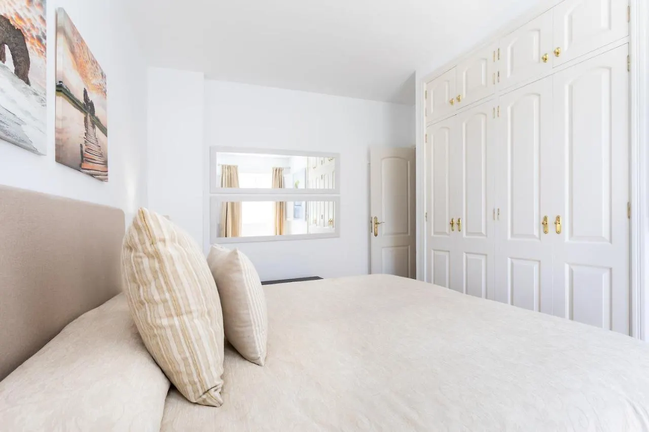 Vivienda Vacacional La Laguna Luxe Apartment